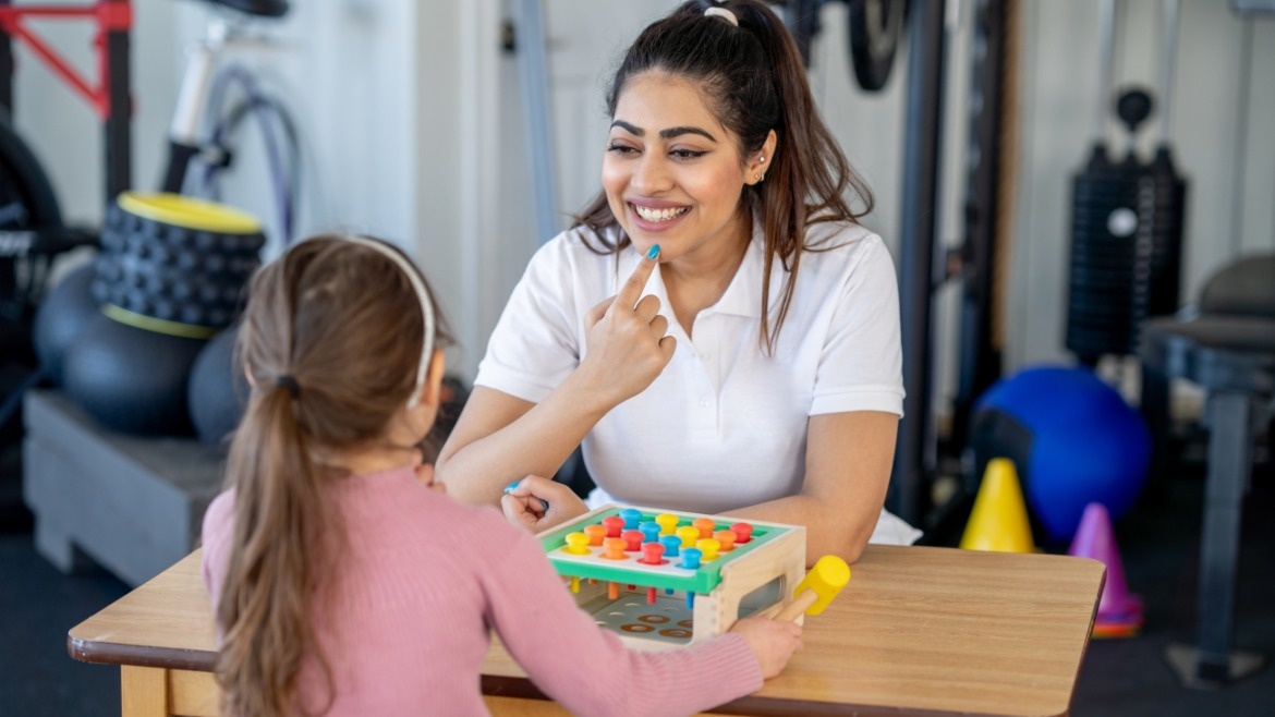 Modeling technique in speech therapy